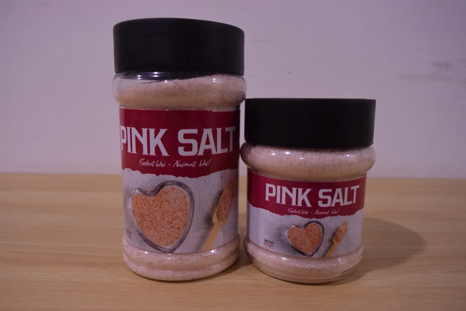 Product shot: two jars